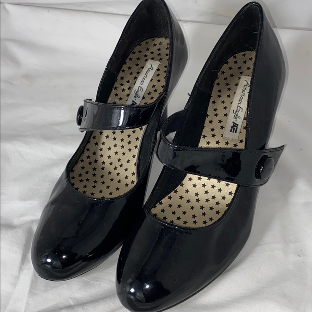 American eagle black heels w/strap Sz 9.5